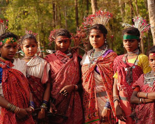 Young_Baiga_women_India_tribal